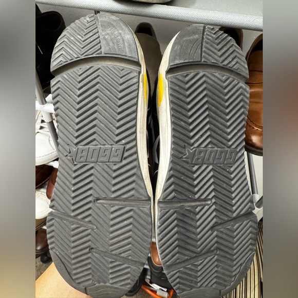 Men's Golden Goose Running Sole Sneakers
Size 41IT / 8.5US. Great condition. - Picture 9 of 10